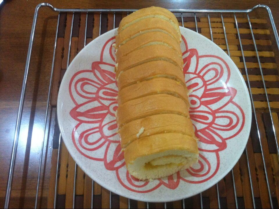 戚风蛋糕卷（家用30L烤箱自带烤盘之3蛋卷卷）