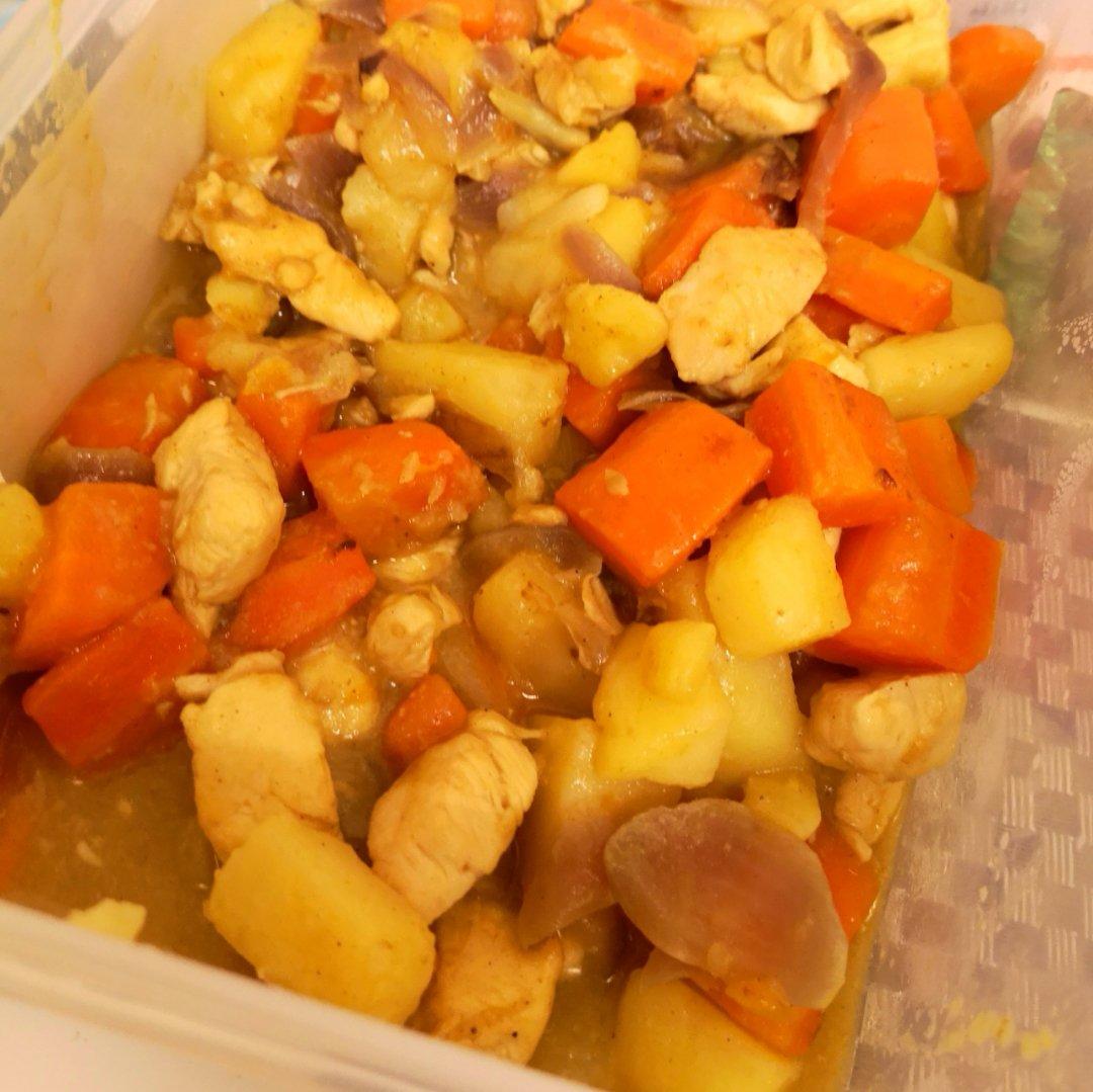 咖喱鸡饭