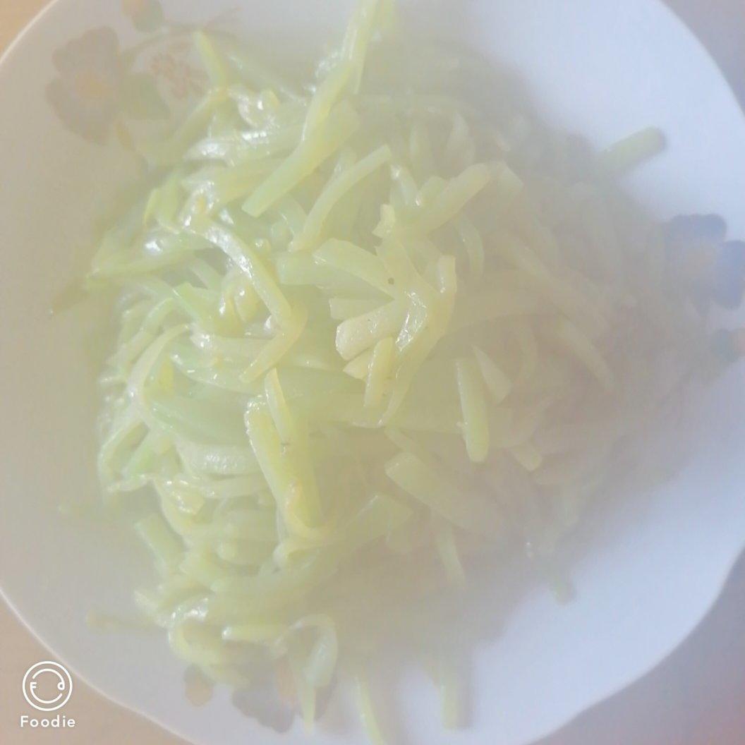 清炒莴笋丝