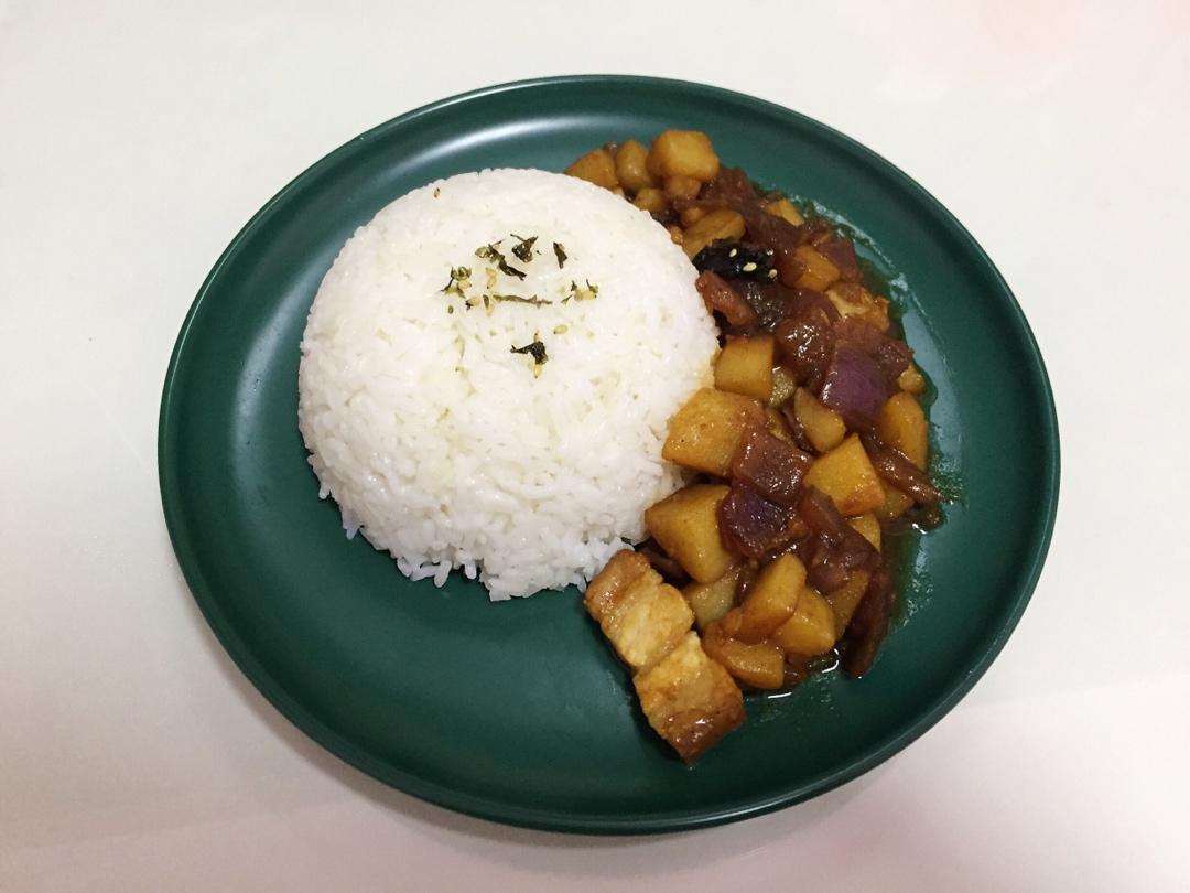 好吃到舔碗底的土豆肥牛拌饭