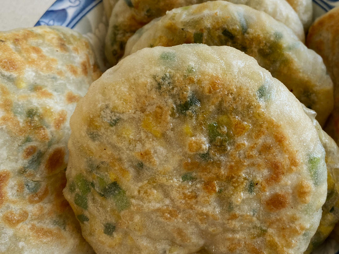 皮薄如纸的韭菜馅饼|免揉面法