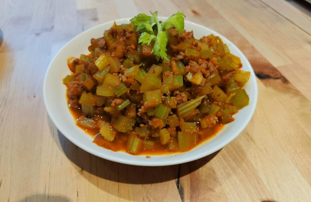 海底捞网红吃法复刻的番茄肉末饭🍅