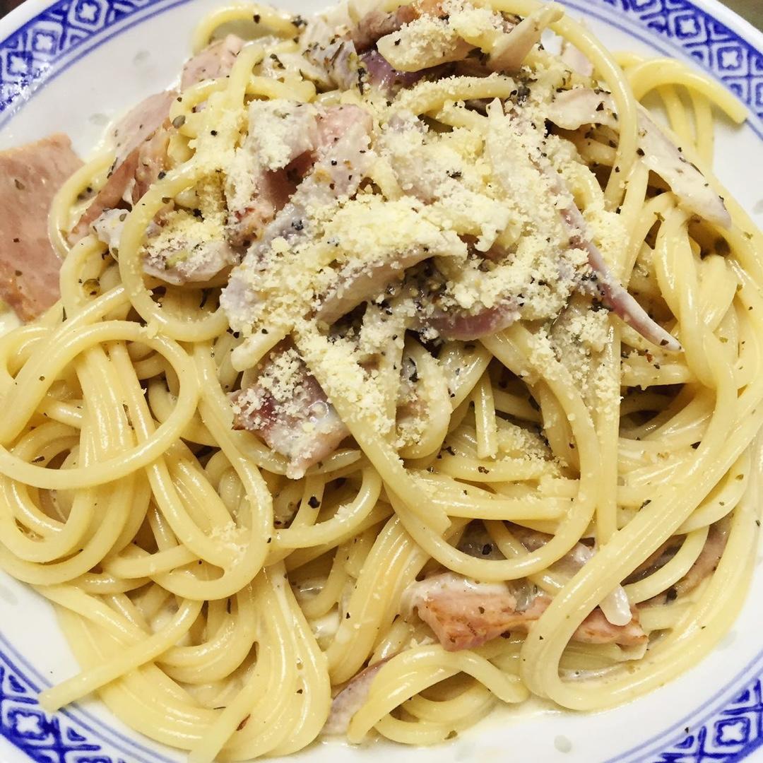 奶油培根意大利面（spaghetti）