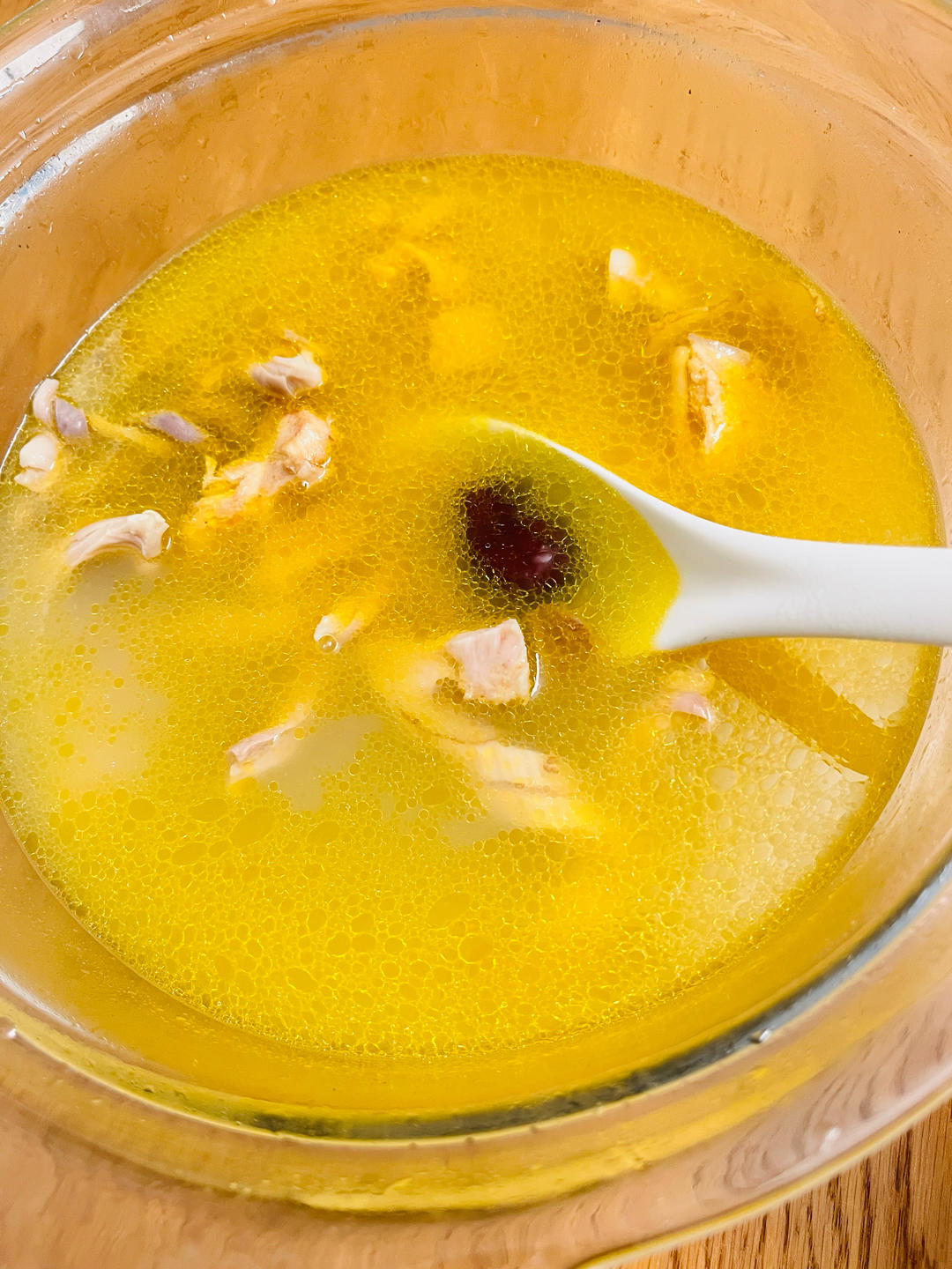 秋冬滋补硬菜【猪肚煲鸡】