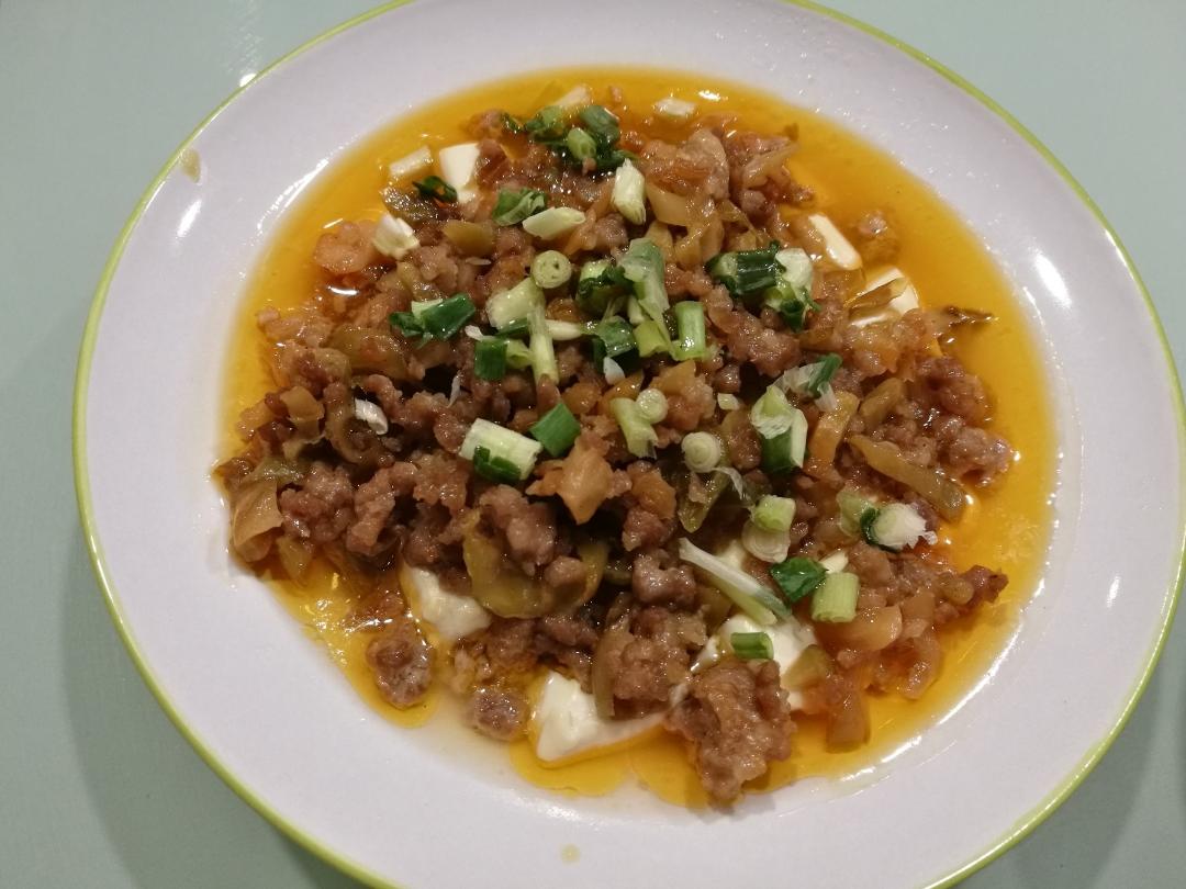 榨菜肉末蒸豆腐