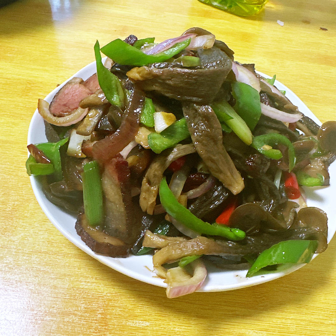 『快手下饭菜』鹿茸菇小炒肉｜简单好吃人人夸👍🏻