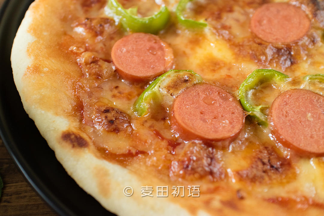 外脆里嫩的意式香肠披萨