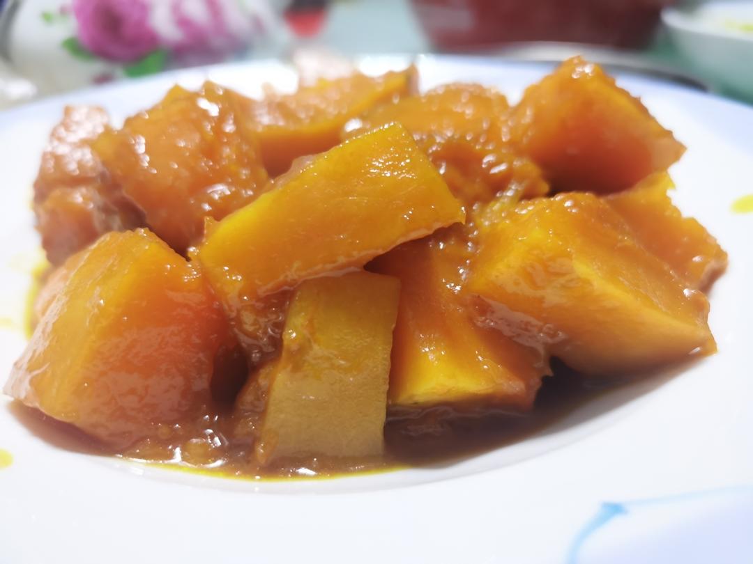 猪肉都不换的焖南瓜～吃起来糯糯甜甜咸咸的！