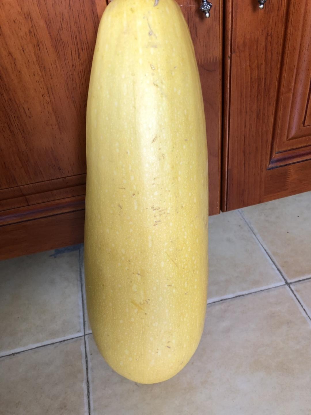 老菜瓜包子的做法 步骤1