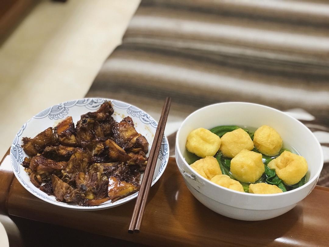 皮爽肉嫩～～酱油鸡🐔