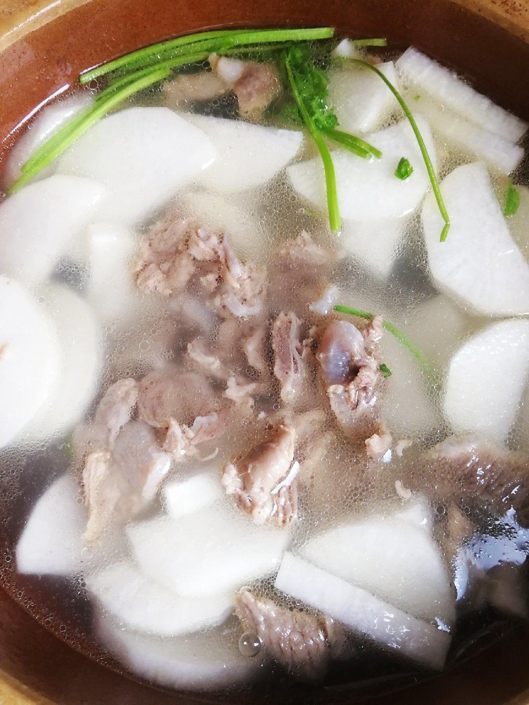 清炖牛肉萝卜汤
