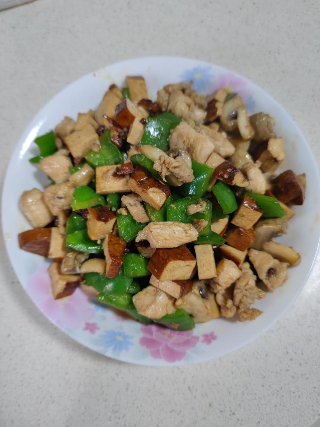 鸡丁青椒~超级下饭菜