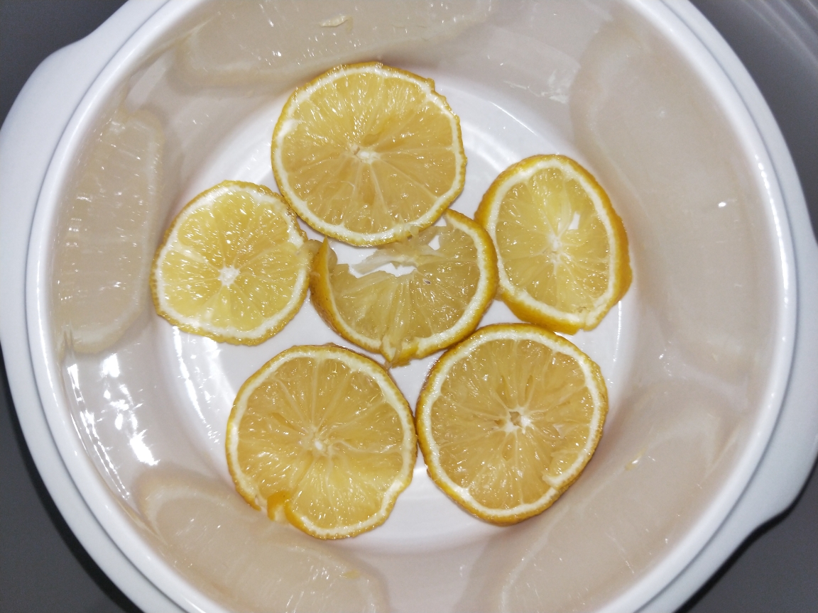 「超美味」冰糖柠檬膏|电炖锅·炖盅美食·隔水炖的做法 步骤5