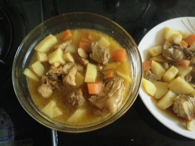 胡萝卜土豆烧鸡翅