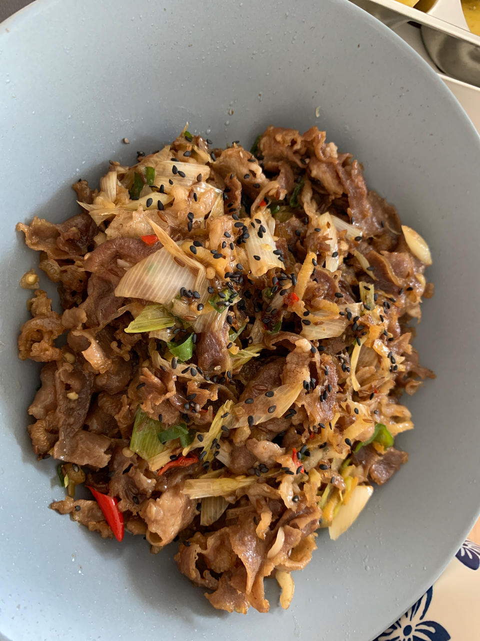 葱爆孜然羊肉卷