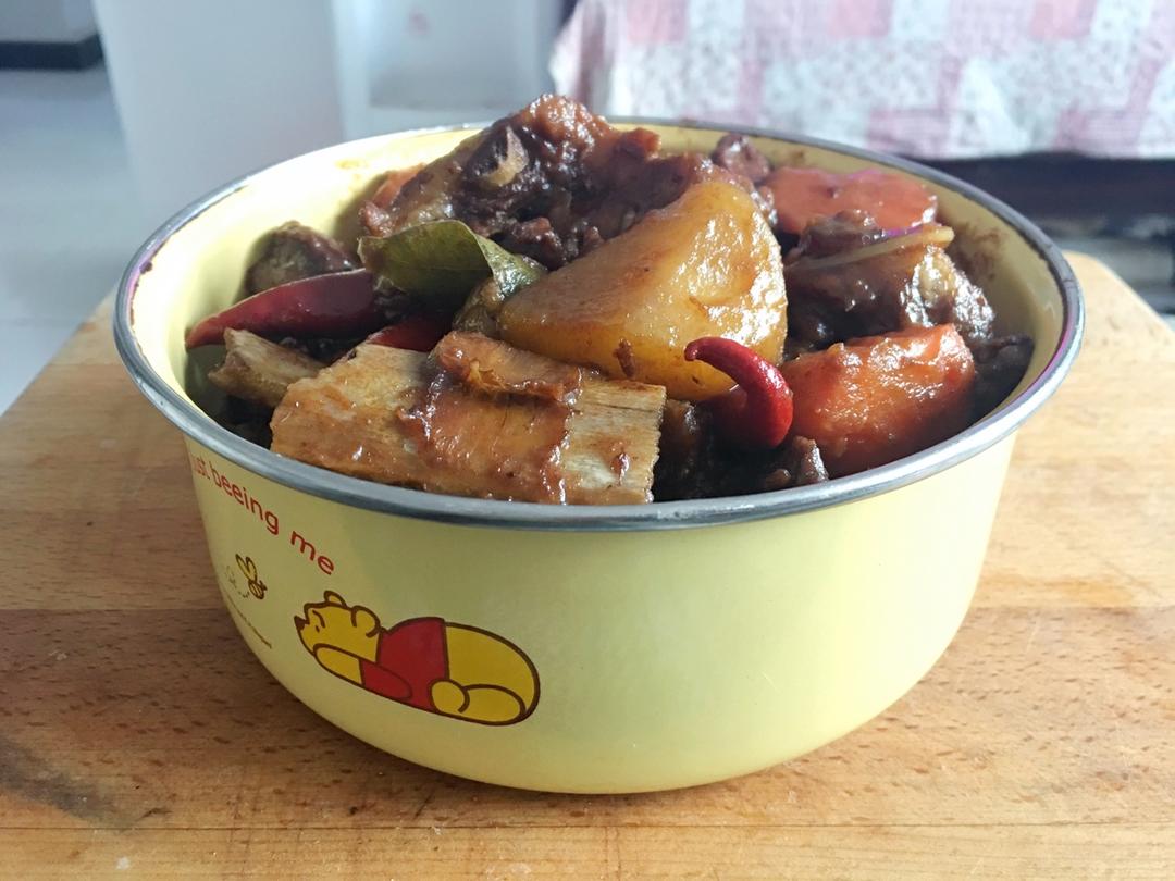 胡萝卜土豆炖排骨
