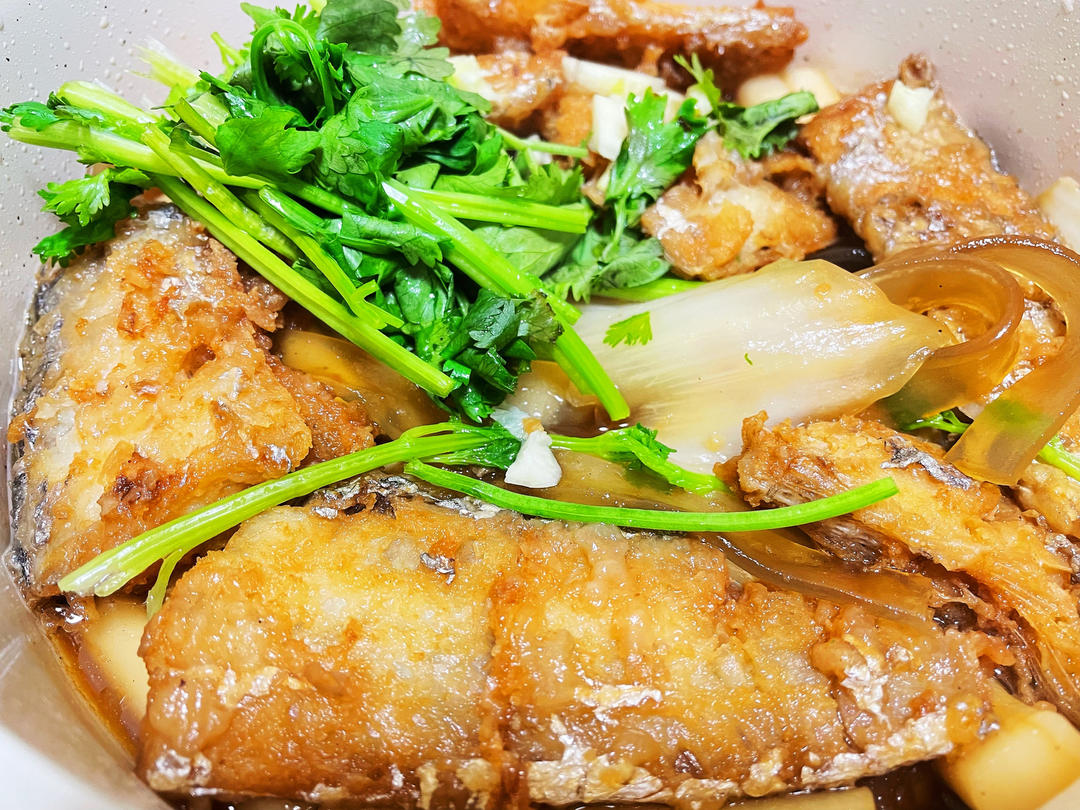 瑞利山和瑞丽安的食堂