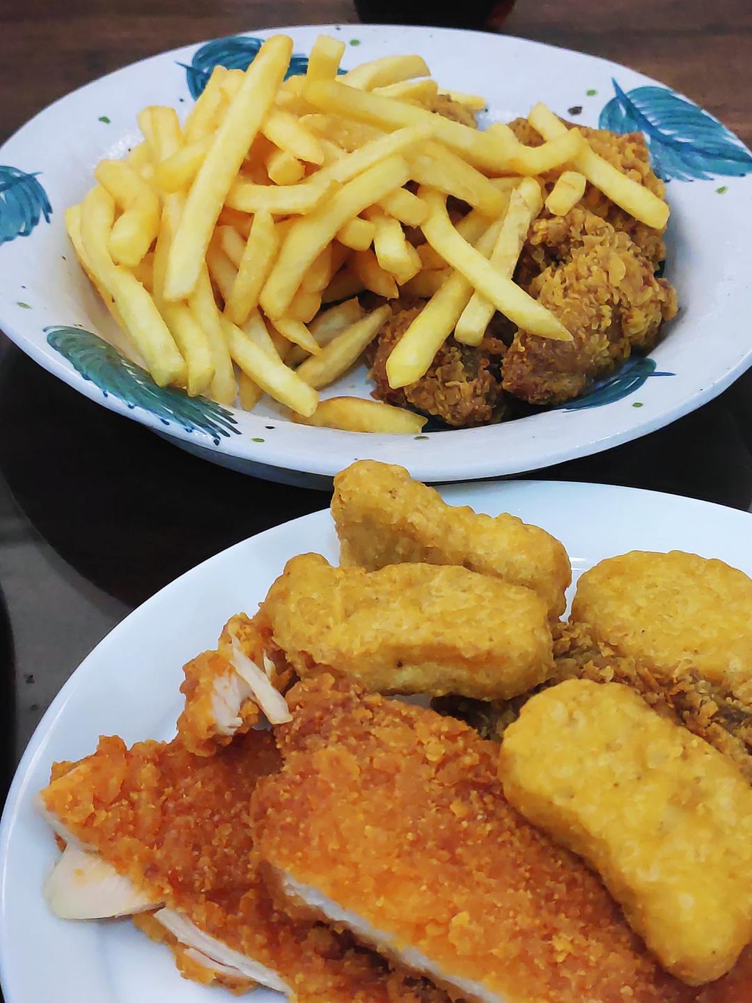 - 食事 -