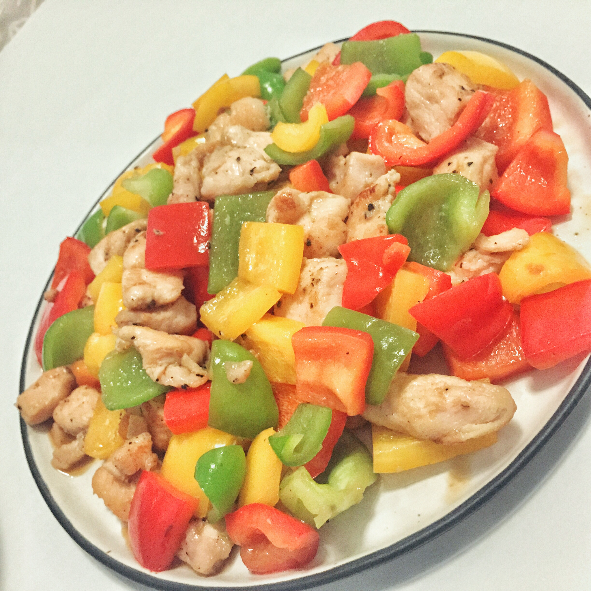 彩椒炒鸡丁