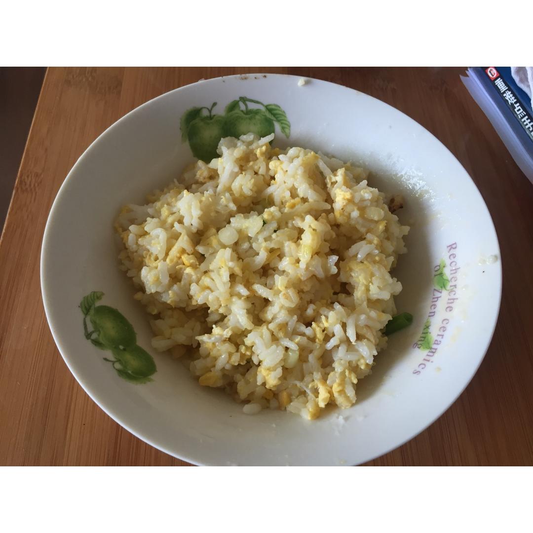 家常蛋炒饭
