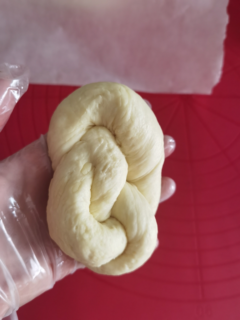 好吃的老面包，用普通面粉就可以做，不揉手套膜一样柔软拉丝的做法 步骤22