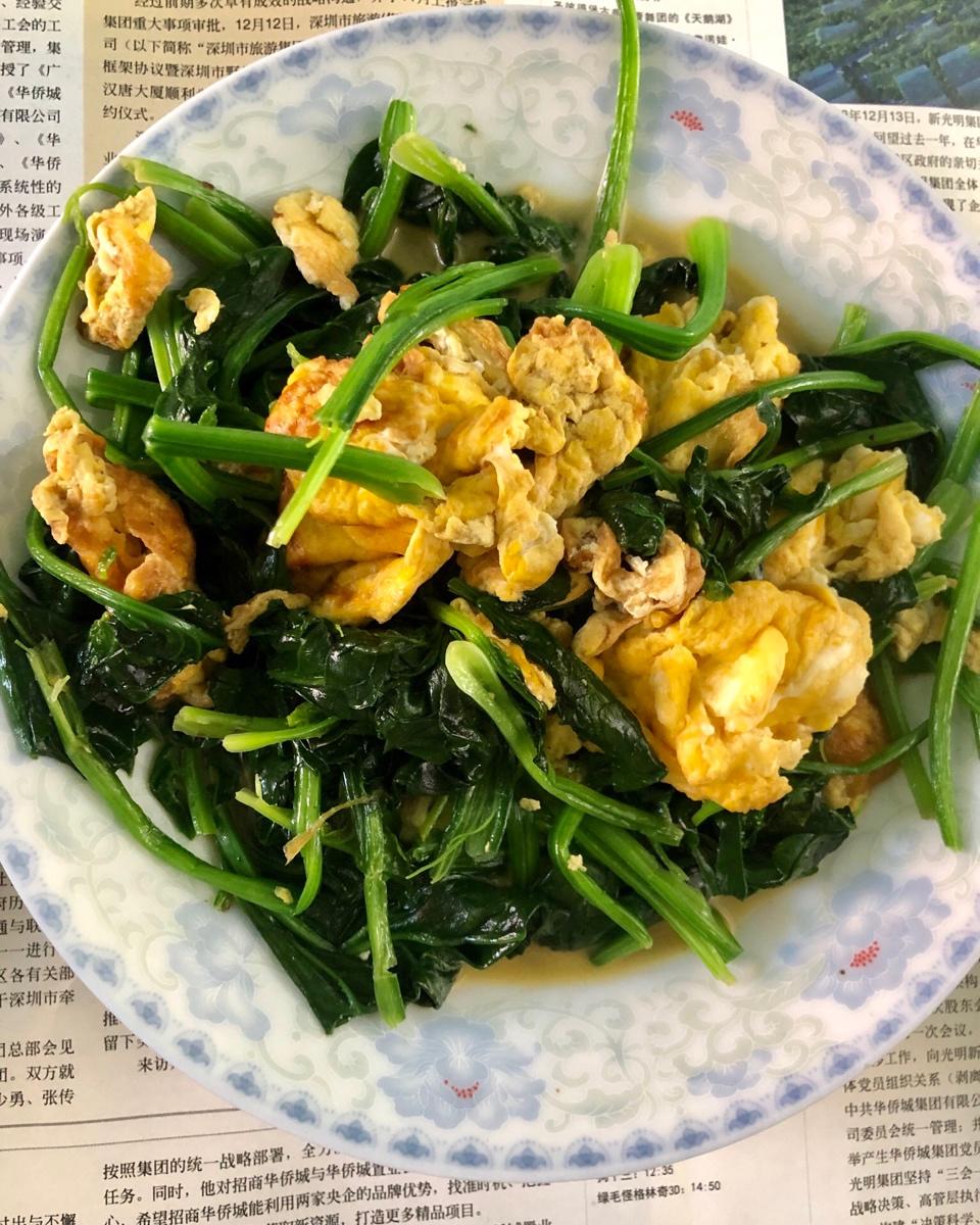 菠菜炒鸡蛋