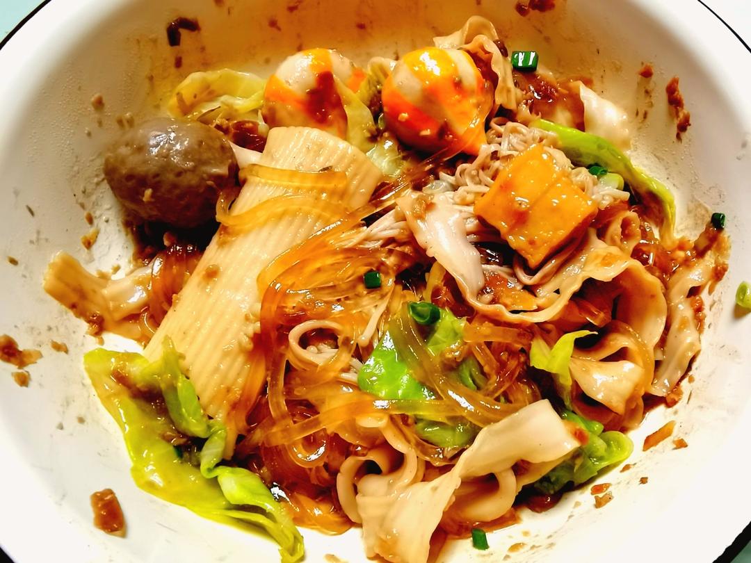 不得不说，这个蒜蓉粉丝煲是粉丝界的天花板