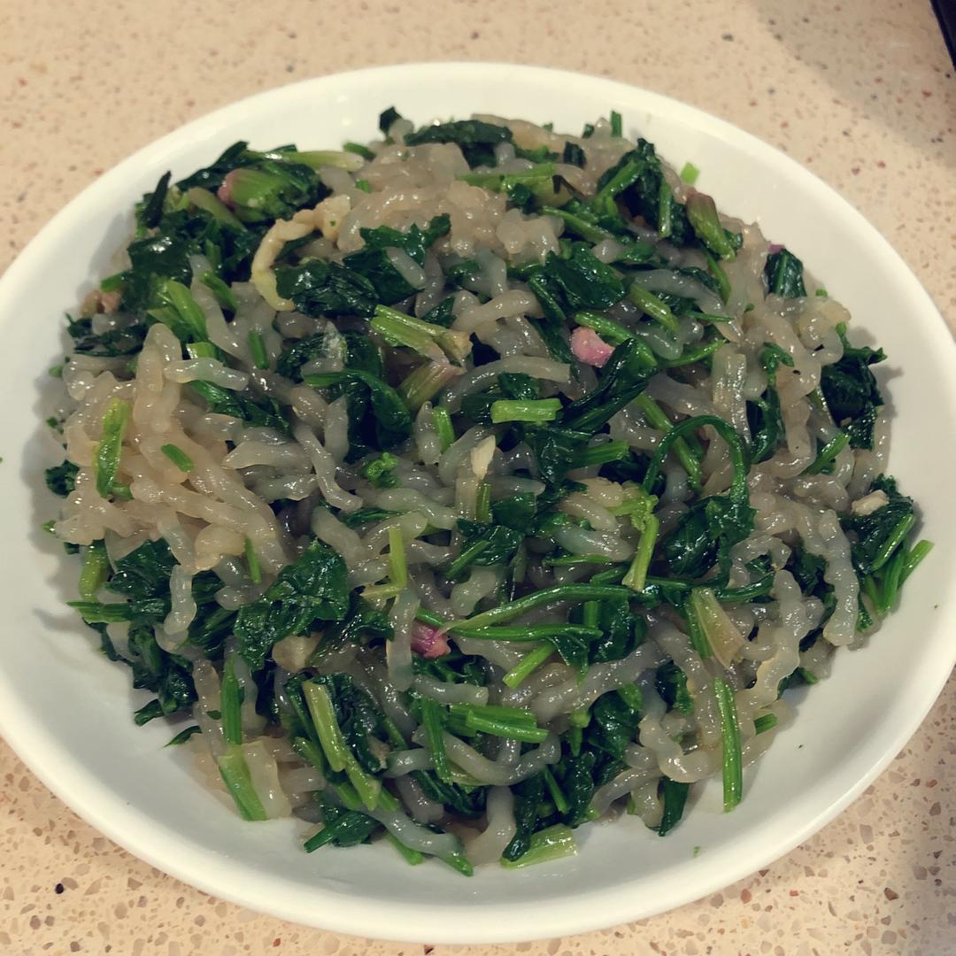菠菜炒粉丝