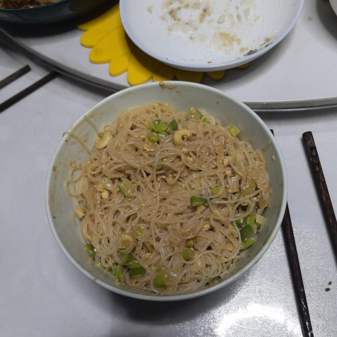 ㊙️吃一次就会爱上，酸辣开胃的麻酱拌粉