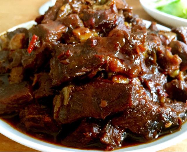 能显摆一辈子的炖牛腩的做法