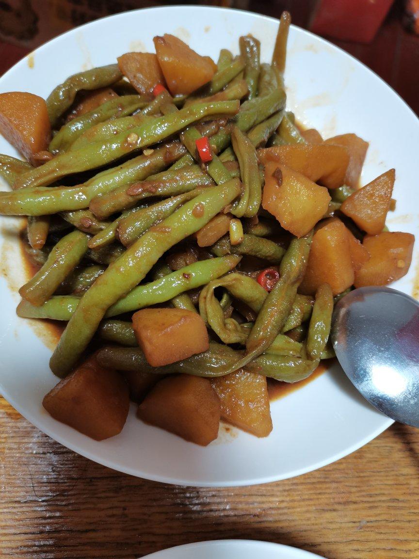 土豆炖豆角