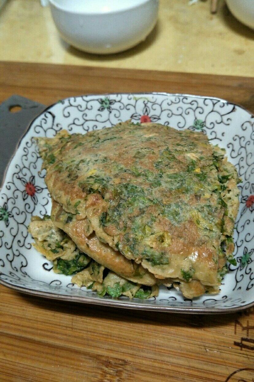 芹菜叶蛋饼