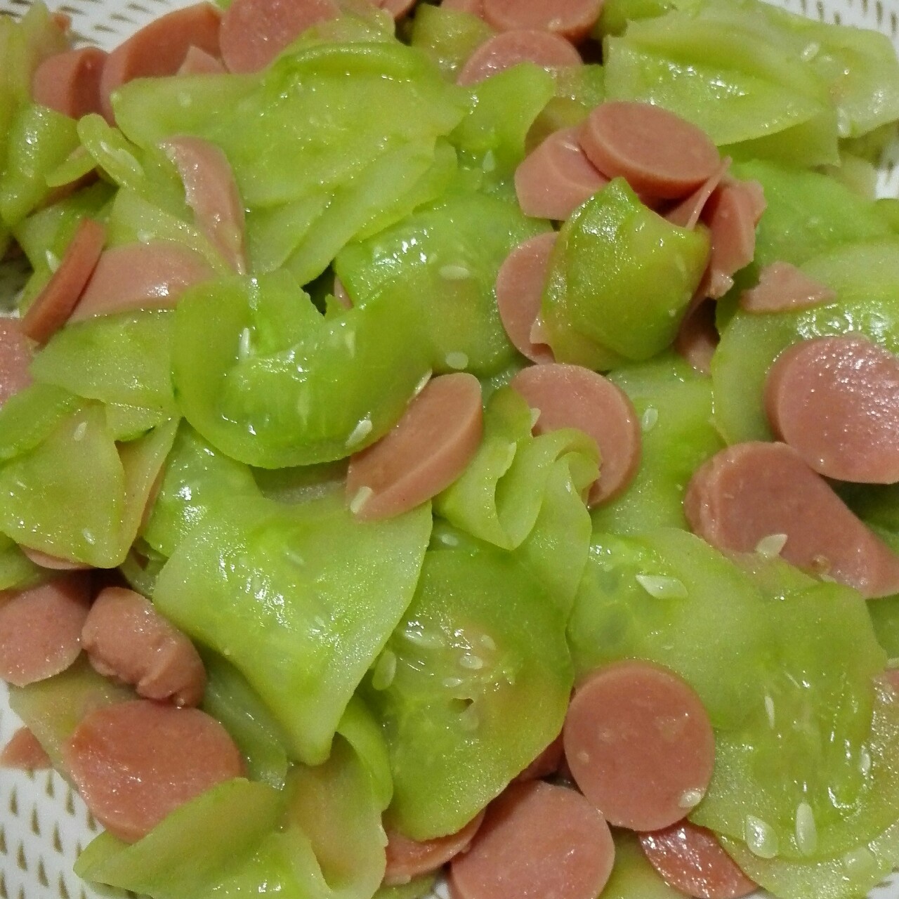 逗逗兔做的黄瓜炒火腿肠