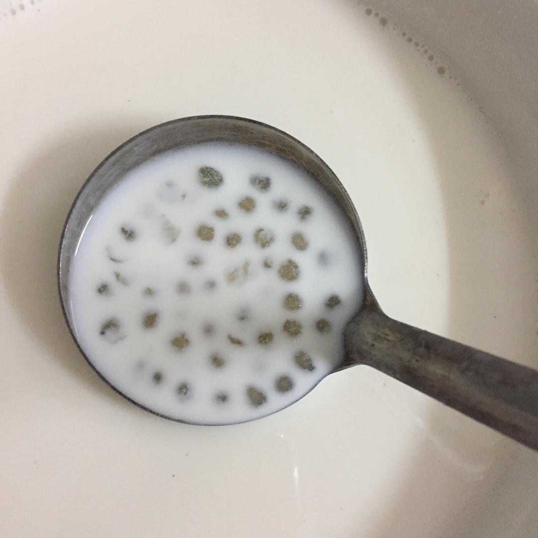 牛奶西米露