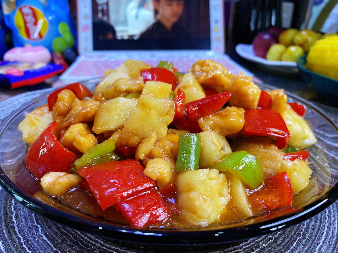 菠萝咕噜肉