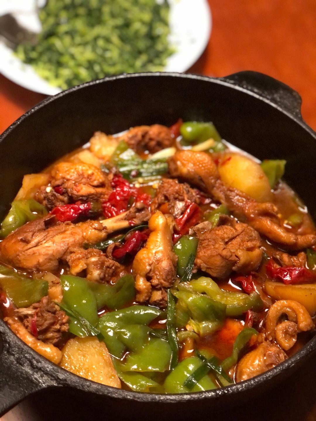 家常大盘鸡（扯面）的做法