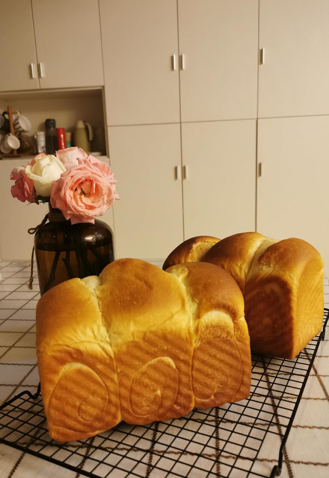 超柔牛奶棉花吐司（最详细的吐司食谱）