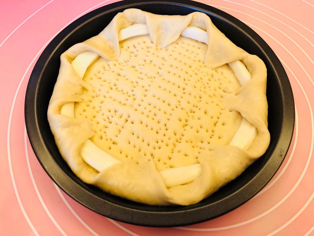 芝心披萨饼底的制作