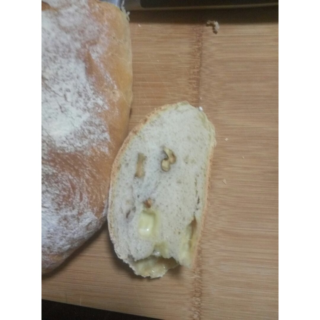 核桃芝士軟歐包