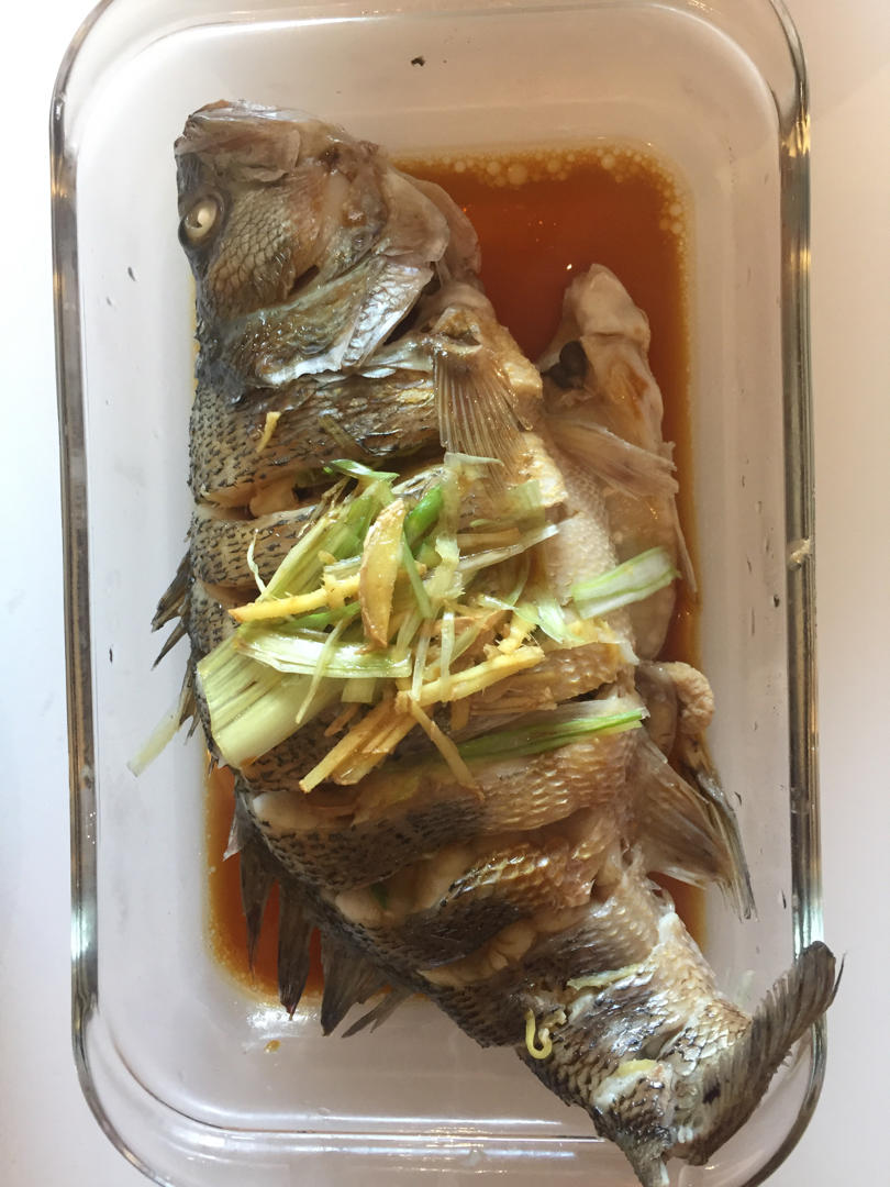 清蒸鲈鱼