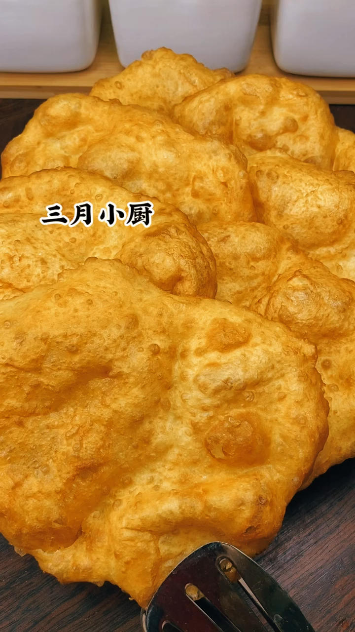 完美还原早餐店炸油饼 外酥里软 附细节视频详解