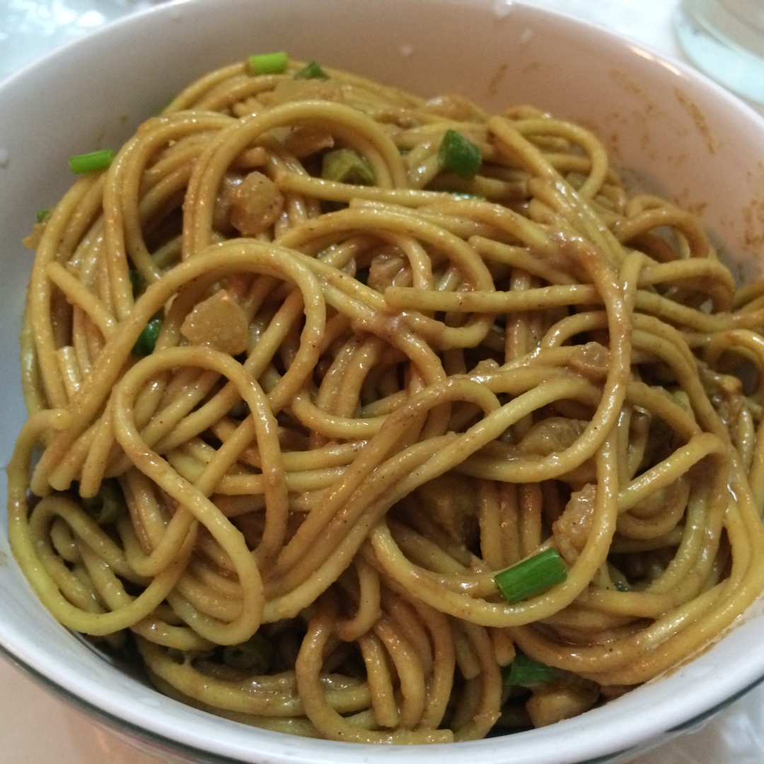 热干面酱汁调法/热干面