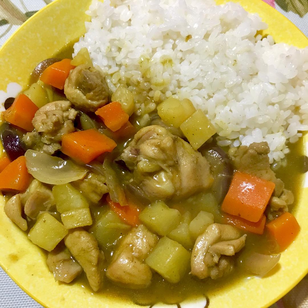 咖喱鸡肉饭