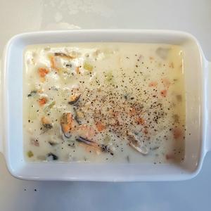 酥皮海鲜浓汤 Seafood Chowder with Pastry Lids的做法 步骤7