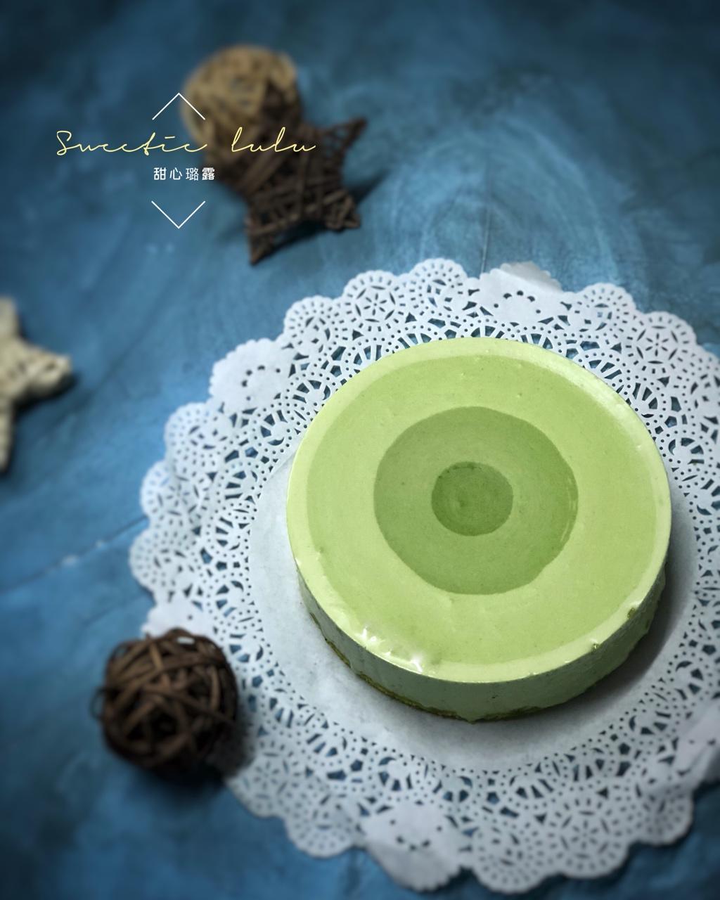 渐变抹茶慕斯蛋糕：我Amanda带着既美又作的抹茶甜点又来了！【曼食慢语】