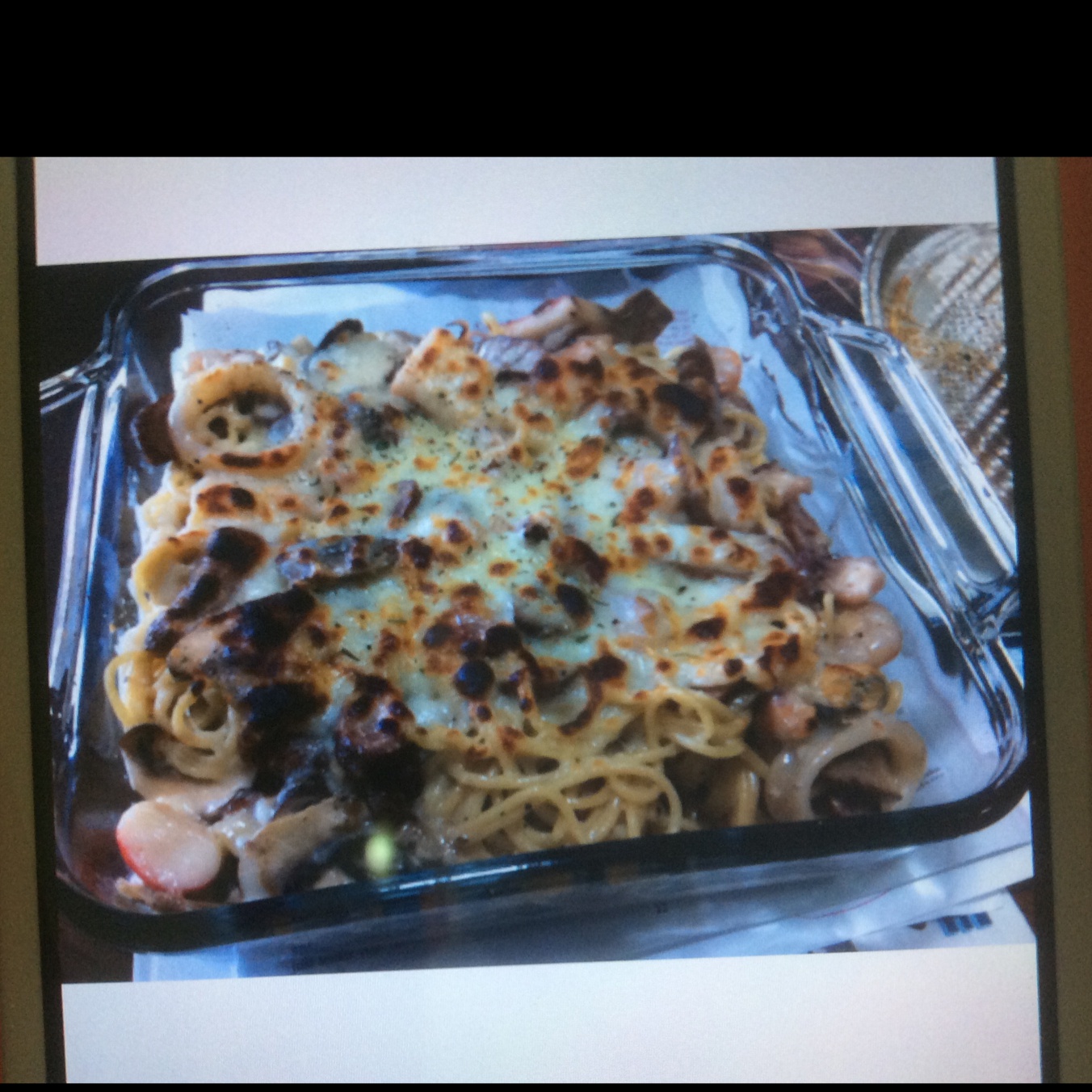 白汁焗意粉