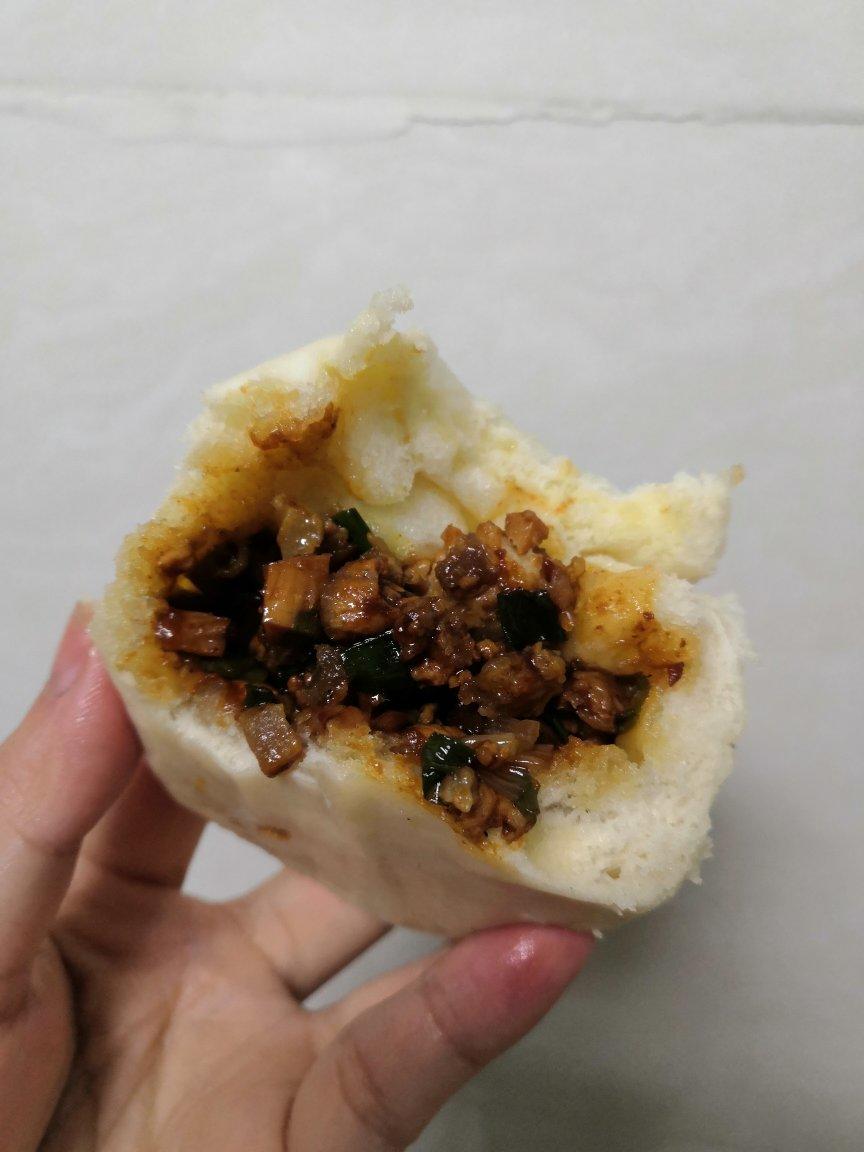 酱肉包