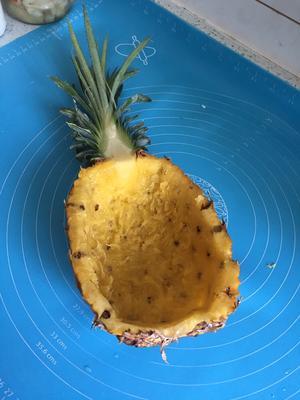 酸甜可口菠萝饭的做法 步骤2