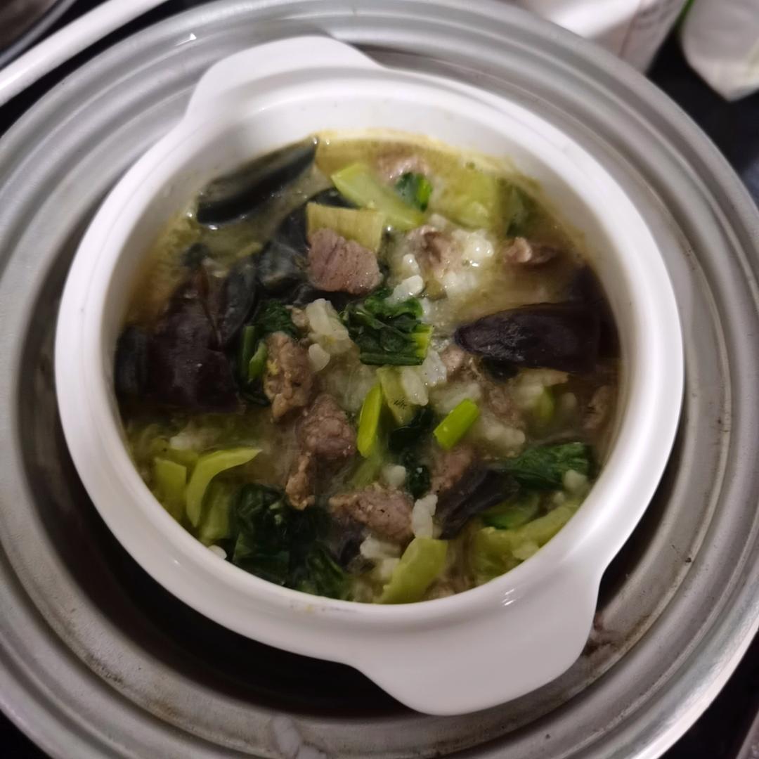 妈妈👩教我做的皮蛋瘦肉粥🥣简单快捷美味😋