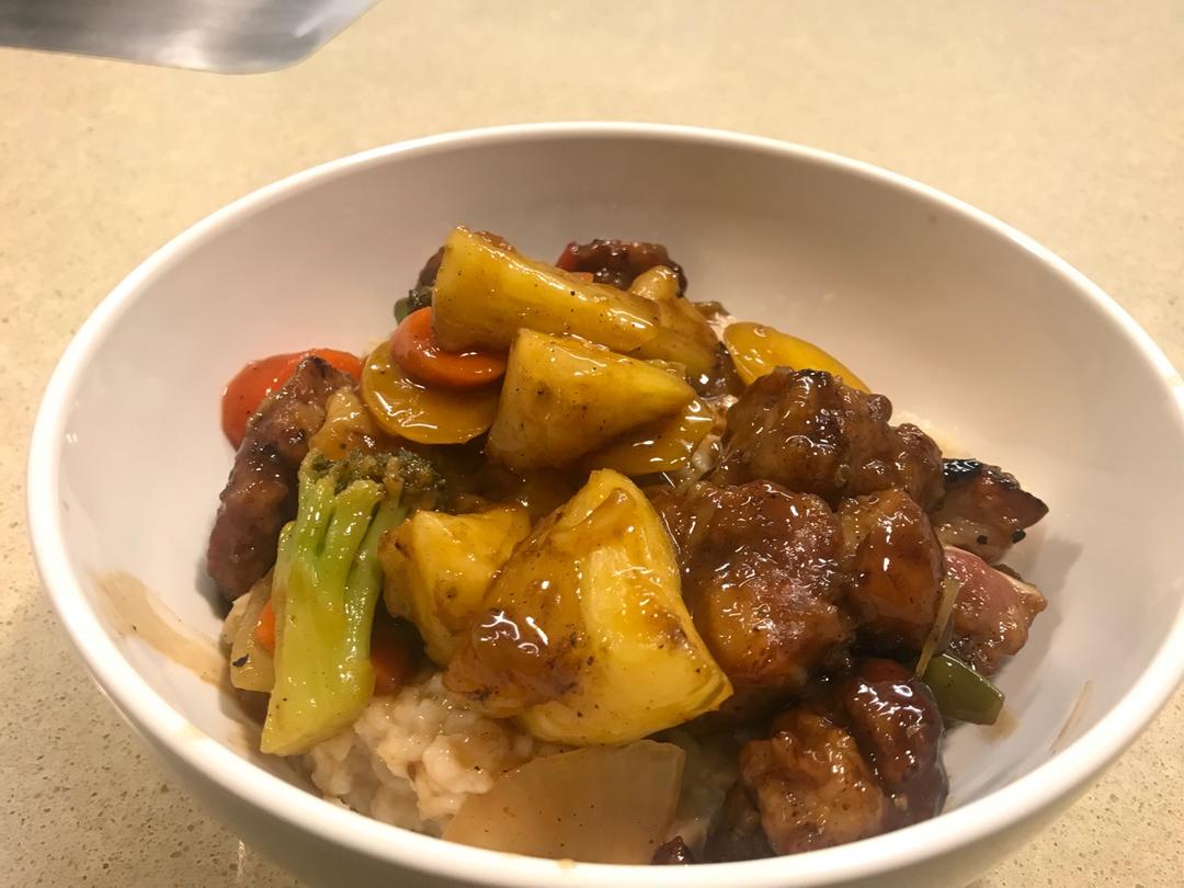 菠萝咕噜肉